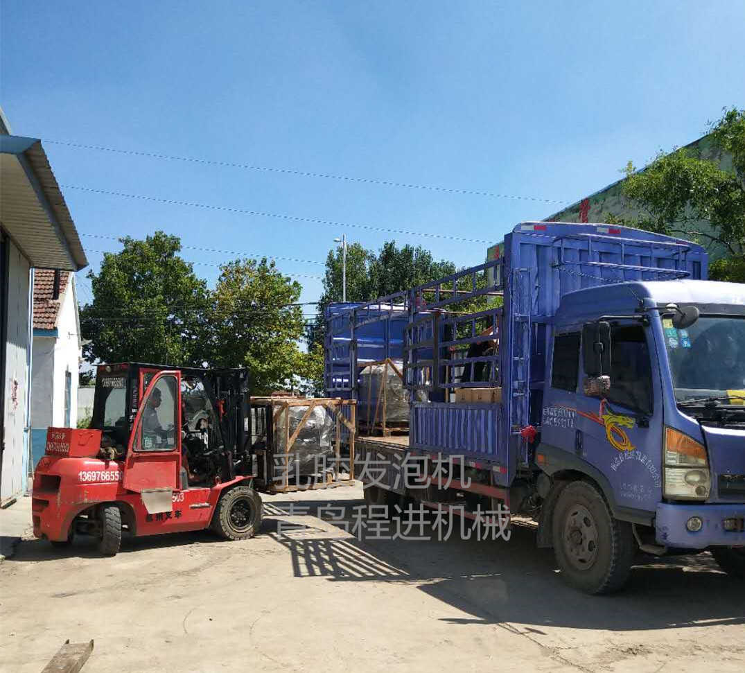 值得你入手的乳膠海綿連續(xù)發(fā)泡機(jī)