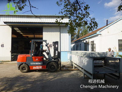 乳膠床墊模具成型和片材生產(chǎn)線哪個(gè)好一些